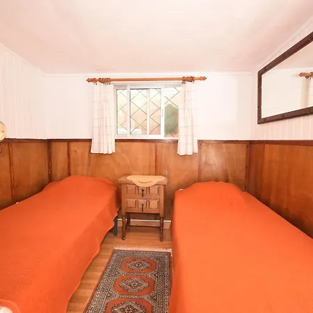 Mesa Del Mar Near Black Nyaraló *