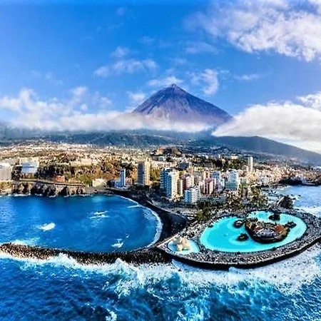 Mesa Del Mar Near Black Nyaraló Tacoronte